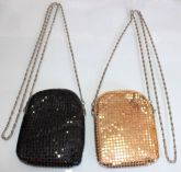Bolsa Dourada e preta