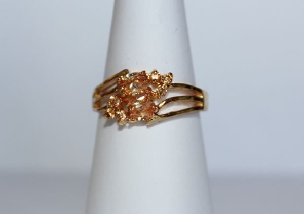 Anel dourado