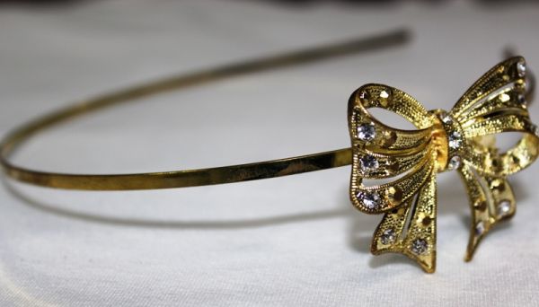 Tiara Laço metal