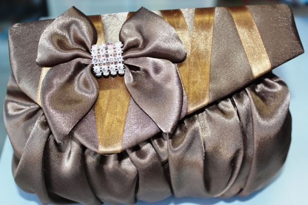Bolsa Laço champagne