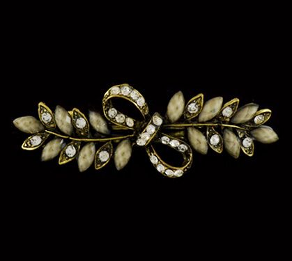 Broche