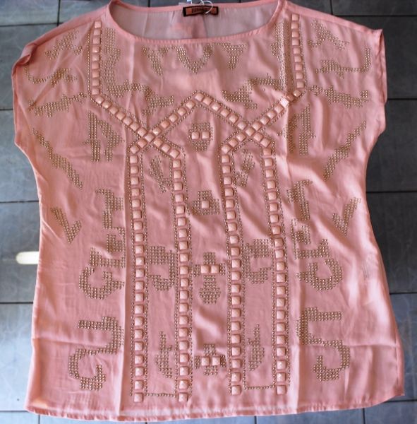Blusa INNOCENCE rosè com apliques M